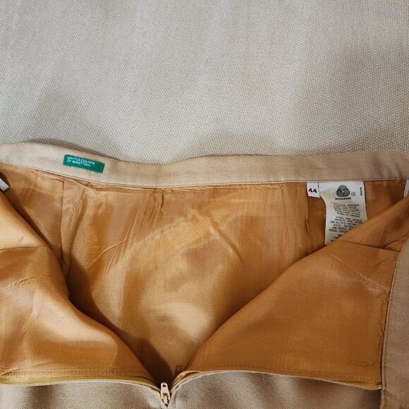 United Colors of Benneton Pleated Wool Skirt! - Picture 3 of 3